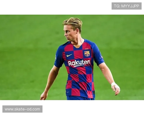 德容与卡马文加中场潜力及成长轨迹对比分析