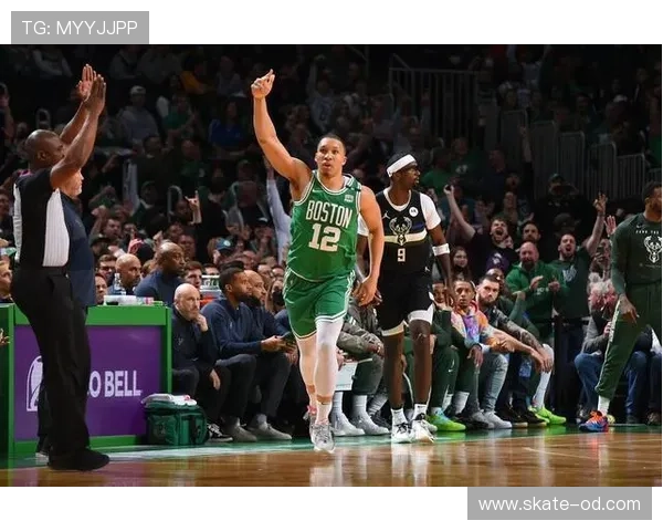 格兰特·威廉姆斯与塔图姆挡拆拉开空间提升三分效率