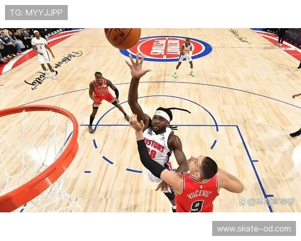 武切维奇拉开空间改变公牛进攻结构