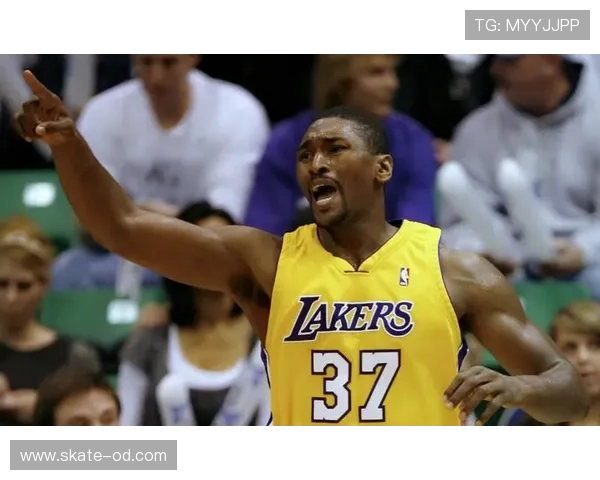 罗恩·阿泰斯特关键防守逼停库里三分命中率显著下滑